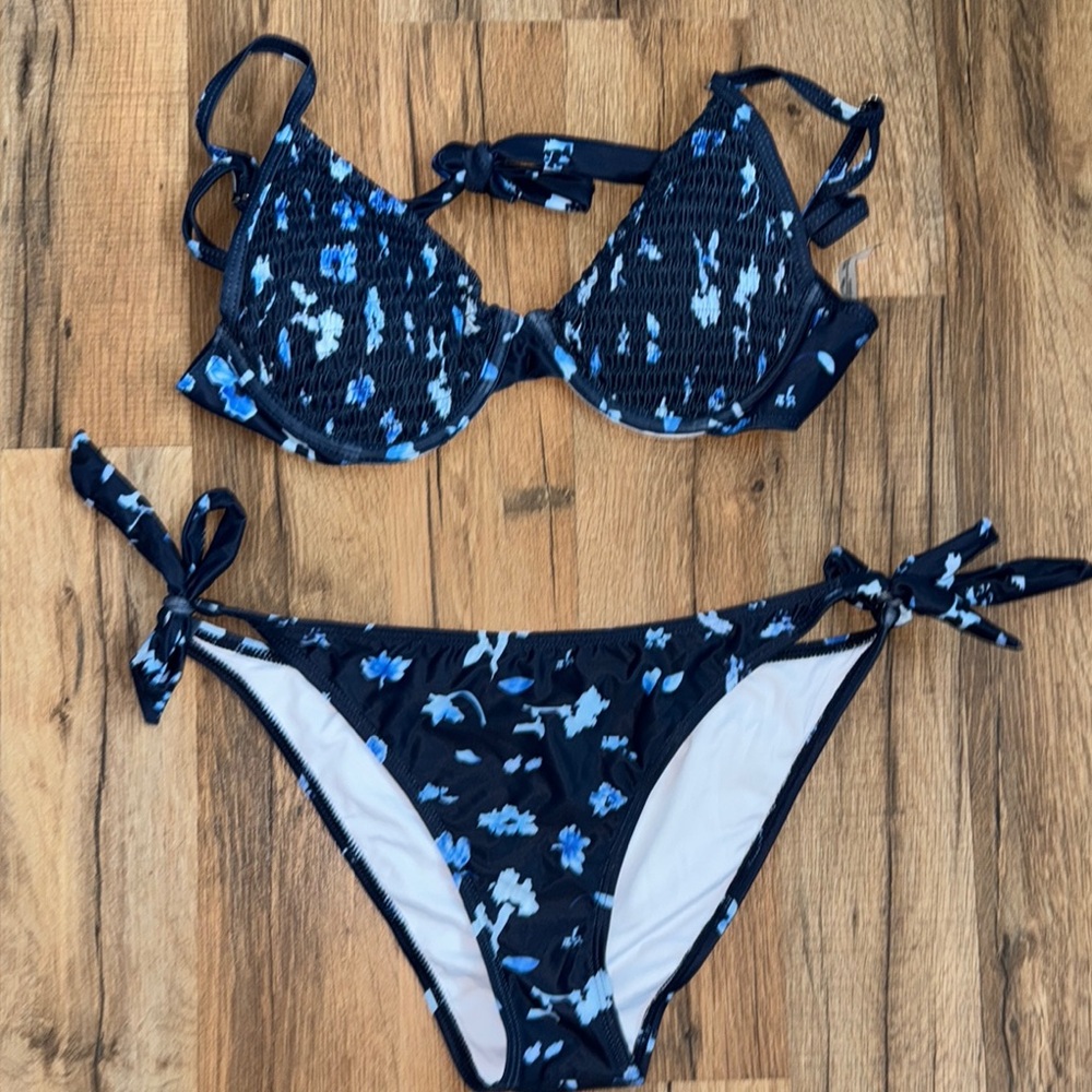SHEIN Blue Floral Bikini Set